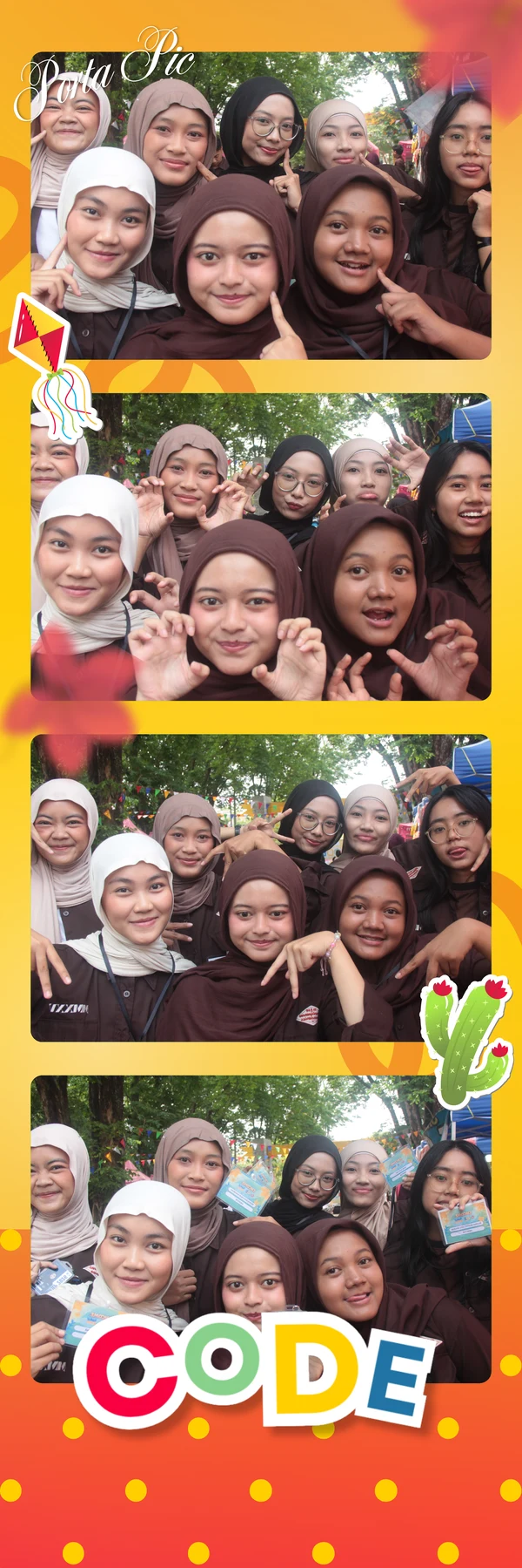 Hasil cetak photobooth strip 2R CODE Event